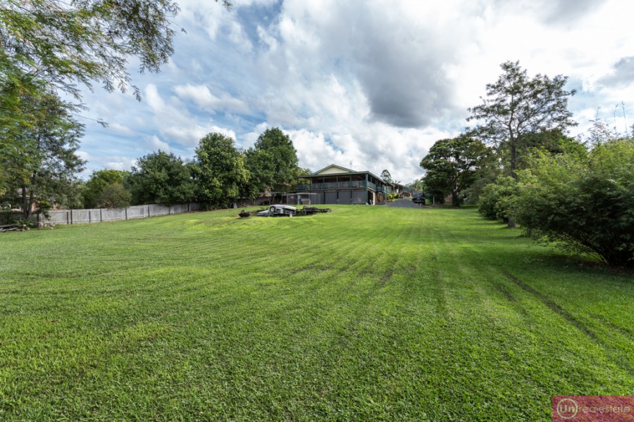Real Estate in Boambee East
