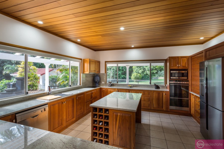 Real Estate in Bonville