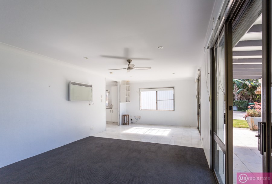 Open for inspection in Korora